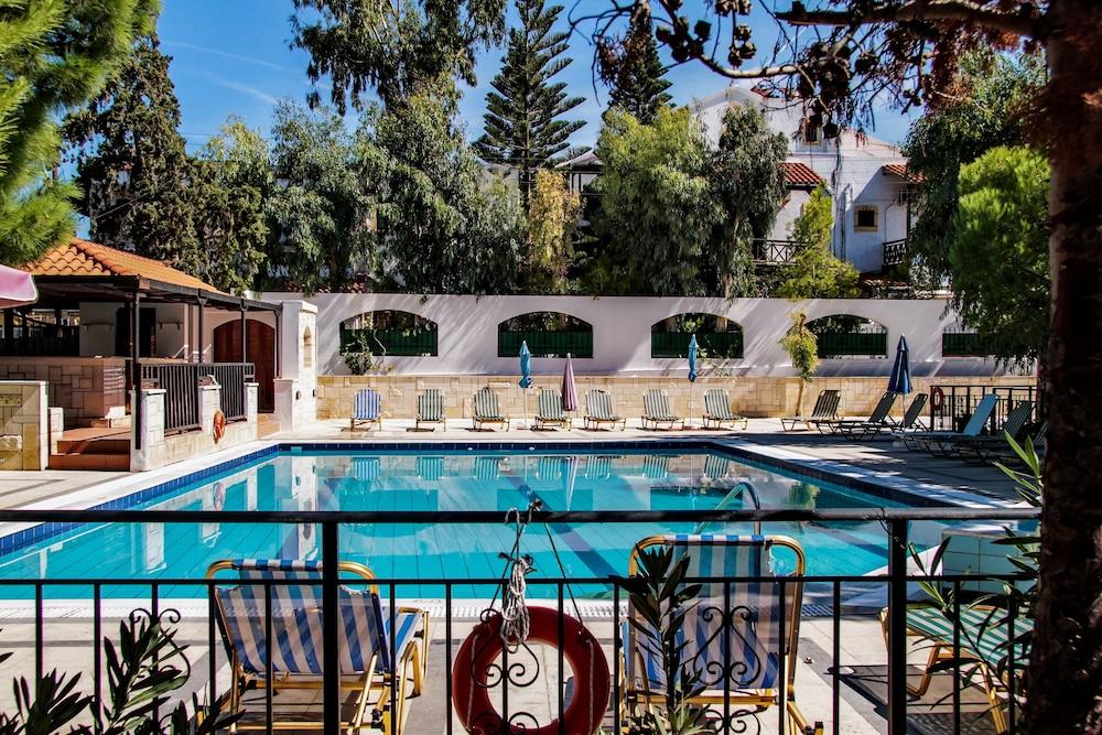 Lyda Hotel Heraklion Exterior foto