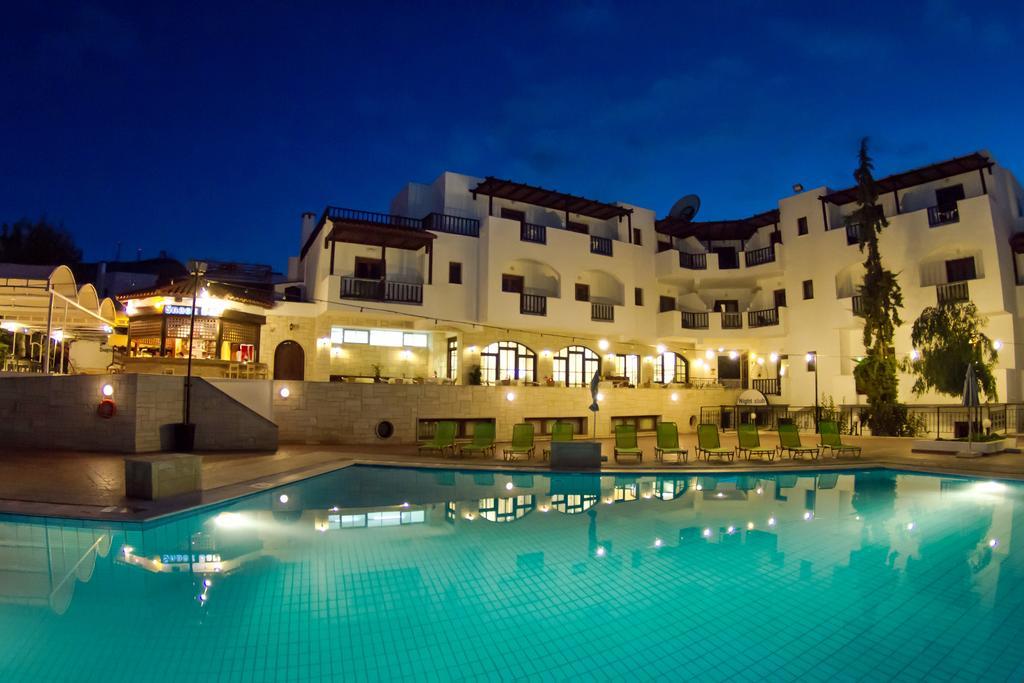 Lyda Hotel Heraklion Exterior foto